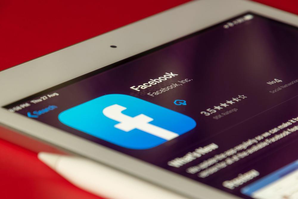 Дискуссии в комментариях на Facebook будут регулироваться искусственным интеллектом 5 leaders news 01