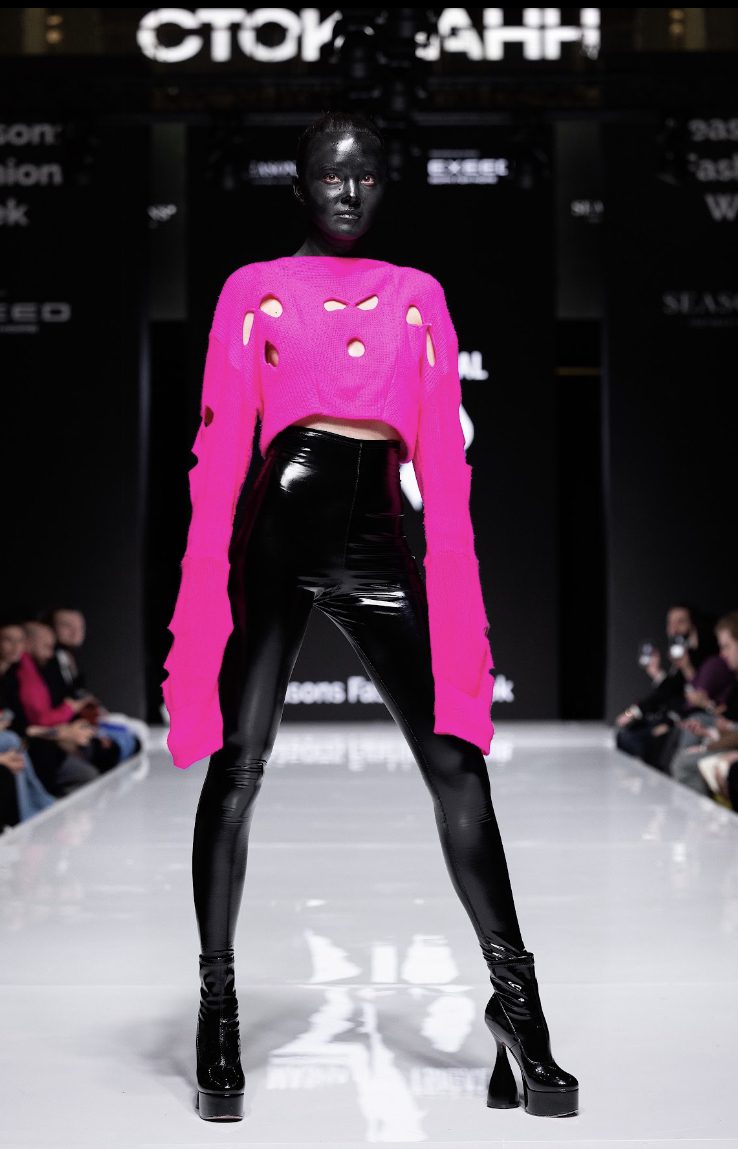 Завершающий день Seasons Fashion Week SS’2022 : коллекция в стиле Tik-Tok, мода вне возраста от George Black